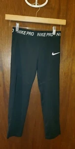 Nike Pro Dri Fit Black Cropped Leggings Sz Youth Large - Picture 1 of 3