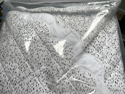 $750 Matouk Italy NWT 1pc F/Q Celine Quilt Scalloped 500TC Percale Charcoal - Image 1 of 4