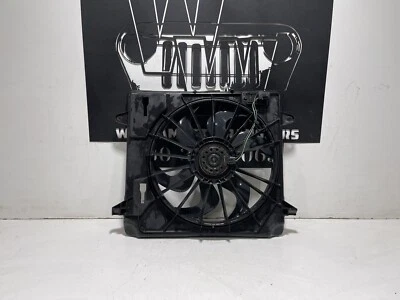 07-09 Conjunto de ventilador de motor de refrigeración de radiador Wrangler JK cubierta de hoja de ventilador de 3,8 L OEM Foto 1 de 4