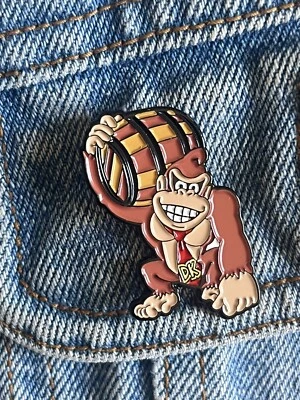 Pin Esmalte Donkey Kong Retro - Excelente Estado Foto 1 de 3