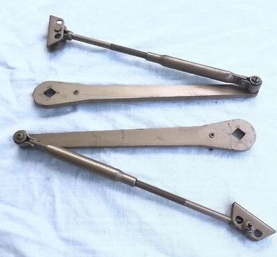 Cierrapuertas Yale 1900 Tradicional Marrón 149A Brazos de Cuerpo de Cierre Foto 1 de 4