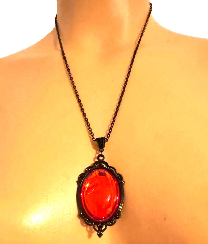 Collar de cuarzo colgante espejo ovalado piedra roja gótico boho cadena de vidrio negro Foto 1 de 3