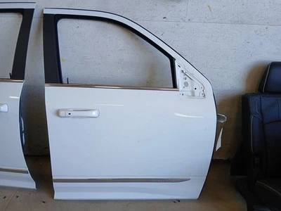 Ram 3500 2025 pasajero puerta delantera derecha 3103077 Foto 1 de 4