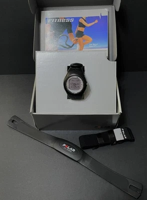 Polar F6 Fitness Watch - Black - Heart Rate Monitor with Chest Strap and Manual - Image 1 of 4