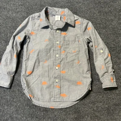 Camisa Baby Gap Niños Talla 4T Manga Larga Con Botones Dinosaurios Mangas con Pestaña Enrollable  Foto 1 de 4