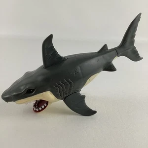 Animal Planet Great White Shark Extreme Adventure 8" Realistic Figure Moving Jaw - Picture 1 of 8