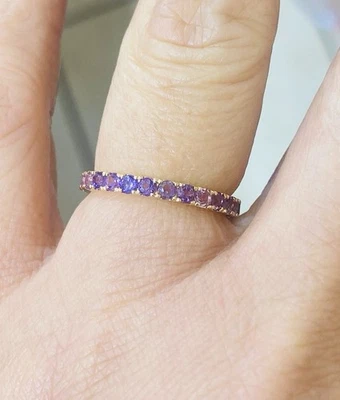 Anillo de banda de eternidad de oro amarillo macizo de 14k con amatista redonda tamaño 1,29 GM 6,5 Foto 1 de 4