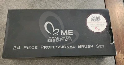 Juego de 24 brochas profesionales para rostro y ojos Makeover Essentials con varios tamaños Foto 1 de 4
