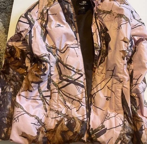 Mossy Oak Kids Pink Medium Camouflage Jacket Thick And Warm Winter Coat - Picture 1 of 6