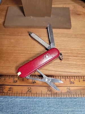 Navaja de Bolsillo Roja Victorinox Mini Multi Herramienta Usada Buen Estado Foto 1 de 4