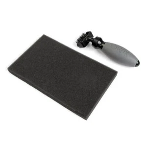 Accesorio Sizzix - cepillo troquelado y almohadilla de espuma para troqueles delgados obleas 660513 - Imagen 1 de 1