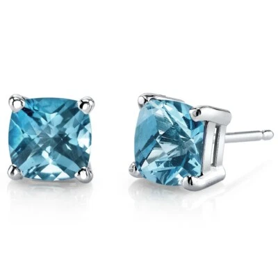 Aretes de topacio azul suizo corte cojín de 2,26 quilates en oro blanco de 14 K Foto 1 de 4