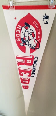 CINCINNATI REDS 1969 1970 MLB VINTAGE FELT PENNANT 1/29/22 - Image 1 of 3