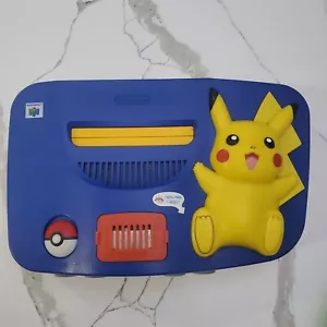 Console Pikachu Nintendo 64 N64 NUS-101 USA Pokemon SOLO TESTATA E FUNZIONANTE - Foto 1 di 7