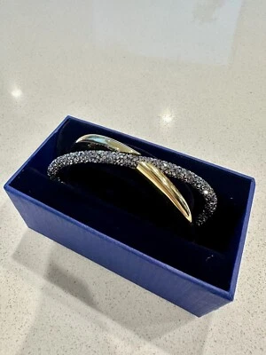 Swarovski Crystaldust крест манжеты, серый/золото, 5385815, размер M (cc-104-H13) - Изображение 1 из 4