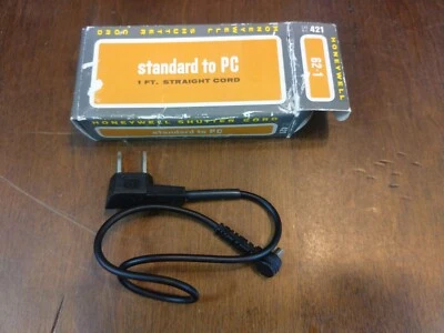Honeywell Camera Flash Shutter Cord 62-1 Standard to PC 1 ft Cord JAPAN - Image 1 of 4