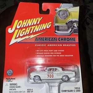 2001 Johnny Lightning American Chrome 1955 Chrysler White C-300 1:64 - Picture 1 of 4