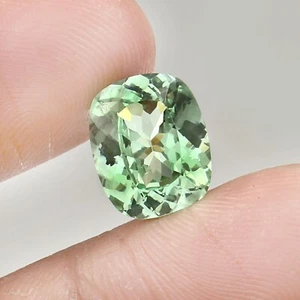 Piedra preciosa suelta de zafiro verde ceilán impecable natural de 6,30 quilates 12x10 mm - Imagen 1 de 4