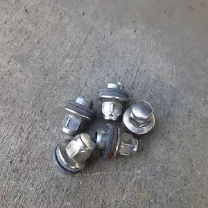 JAGUAR XJ8 XJ8L VANDEN PLAS 2004 2005 2006 2007 2008 2009 5PC WHEEL LUG NUTS - Picture 1 of 1