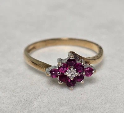 9ct Yellow Gold Ring Ruby and Diamond Stones Full UK Hallmark Ring Size N - Image 1 of 4