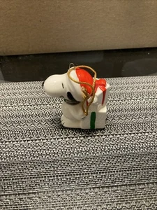 De colección 1958, 1966 Peanuts Snoopy Regalos de Navidad Navidad Adorno de Cerámica Japón - Imagen 1 de 8
