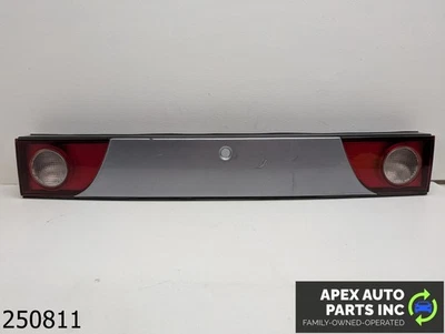 OEM 1994-1998 Mitsubishi 3000GT 3.0L Center Tail Light Lamp Panel Garnish Foto 1 de 4