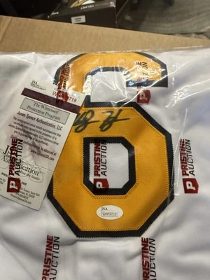 Ke’Bryan Hayes Signed Jersey Pittsburgh Pirates JSA Certified - Image 1 of 2