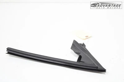 Chevrolet Camaro 2016-2024 puerta delantera derecha ventana resistente sello OEM Foto 1 de 4