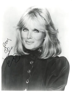 Foto firmada de 8x10 de actriz Linda Evans con certificación JSA - Imagen 1 de 2