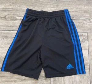 Pantaloncini sportivi Adidas da palestra taglia media 10-12 neri con righe blu - Foto 1 di 4