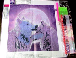 Moon Behind Two Wolves 3D Round Diamond Cross Stitch Painting Kit - NIP (#263) - Picture 1 of 4