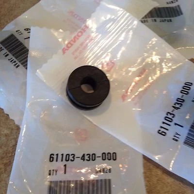 Honda Fender Mount Rubber Grommet 1979 1980 CR250R CR125R ATC250R Air Box Seat - Image 1 of 2