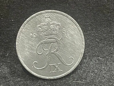 DENMARK 1961 5 ORE NICE UNCIRCULATED ZINC COIN - Image 1 of 2