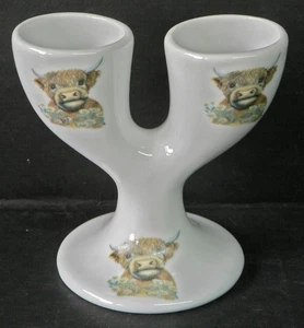Highland Kuh Design Doppel Eierbecher. Porzellan Eierbecher für 2 gekochte Eier - Bild 1 von 1