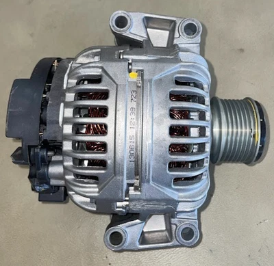 Alternador Bosch 14V 120A - 0124515198 / 271-154-08-02 - Para Mercedes-Benz C230 Foto 1 de 4