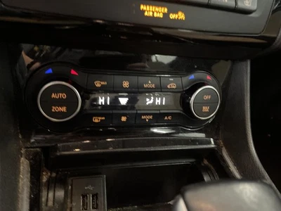 Interruptor selector de aire acondicionado usado se adapta a: Infiniti QX30 2017 grado A Foto 1 de 4