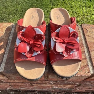 NEU Clarks Collection Damen-Sandalen 6,5 Weite Lexi Opal Keilabsatz rot Blumen Boho - Bild 1 von 9