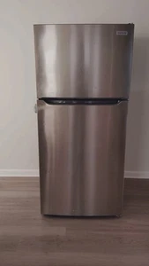 Frigidaire FFHT1835V 30"W 18.30 Cu. Ft. Energy Star Certified Top - Picture 1 of 1