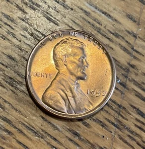 1957 Lincoln 1 Cent Wheat Penny Liberty “BIE” Error & Clog in "9" & "5" - Picture 1 of 2