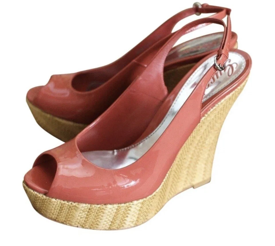 GUCCI CHAROL PLATAFORMA CUÑAS CORAL TALLA 7 NUEVO EN CAJA AUTÉNTICO Foto 1 de 4