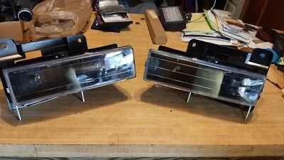 chevrolet gmc yukon suburban 1998 headlight assemblies clear halogen set - Image 1 of 4