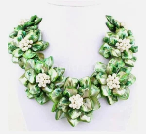 Handmade Freshwater Pearl green 7 Sea Shell Flower Leather Necklace 18" - Picture 1 of 3
