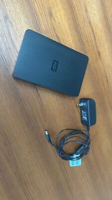 WD Elements 1.5TB USB 2.0 3.5" Desktop External Hard Drive WDBAAU0015HBK-00 - Image 1 of 2