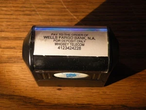 Zahlen Sie an die Bestellung von Wells Fargo Bank Stempel Kaution nur Vintage Büro - Bild 1 von 7