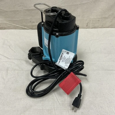 LITTLE GIANT 511914 Submersible Sump Pump 1/2hp 115V 57gpm - Image 1 of 3