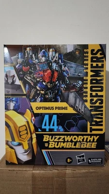 Hasbro Transformers Studio Series Buzzworthy Bumblebee 44 Optimus Prime - Image 1 of 2