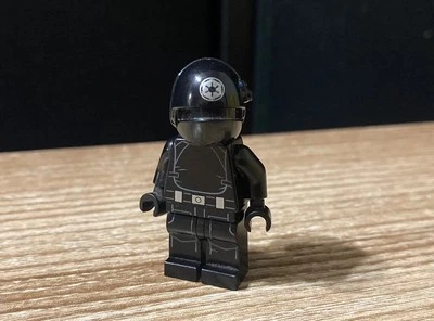 Imperial Gunner Lego Star Wars Minifigure from Death Star Cannon 75246, 75245 - Image 1 of 2