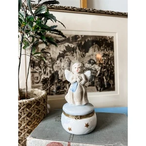 Vintage Angel Porcelain Trinket Box – Greenbrier – 5" Tall - Picture 1 of 5