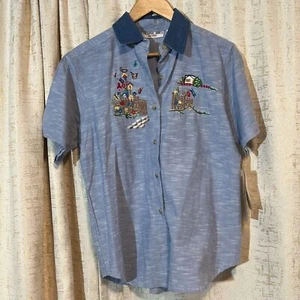 Neu mit Etikett Vintage Victoria Jones Damenhemd Blumen Frühling bestickt Knopfleiste PM - Bild 1 von 7