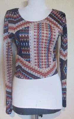 Living Doll Long Sleeve Crop Top Women's S Aztek Print Poly Blend Stretch ~ NICE Foto 1 de 4